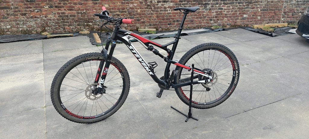 Stevens JURA CARBON ES L DI2 Deore XT Full Suspension, Gebruikt, Schijfrem, 53 tot 57 cm, Ophalen