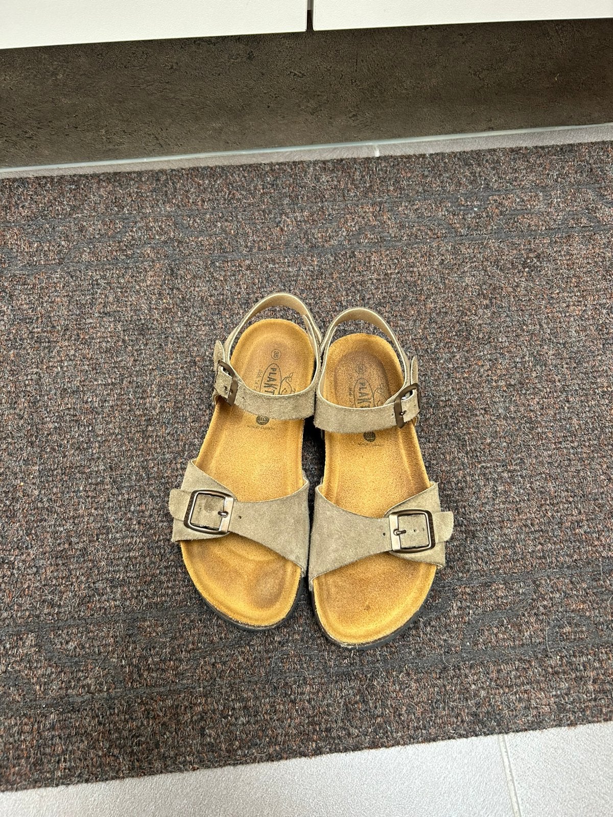 Sandalen maat 35, Ophalen, Zo goed als nieuw, Jongetje