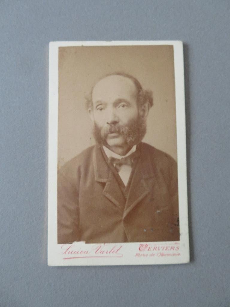 CDV oude foto 1890 Ernest Weiler fotograaf Varlet Verviers, Verzamelen, Verzenden, Foto, Klederdracht, Zo goed als nieuw