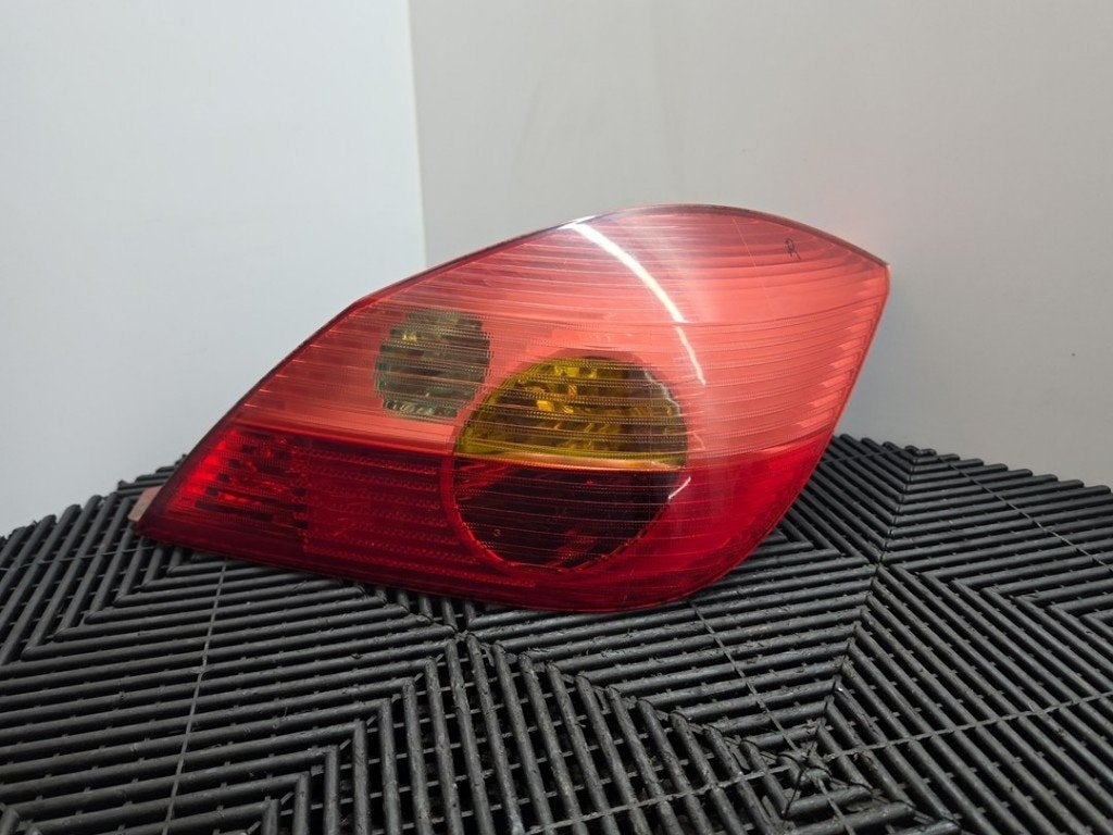 FEU ARRIÈRE DROIT Tigra Twin Top (|93164324|93162484|), Autos : Pièces & Accessoires, Opel, Opel Automobile GmbH, Utilisé, Kontakt-opel@opel.com