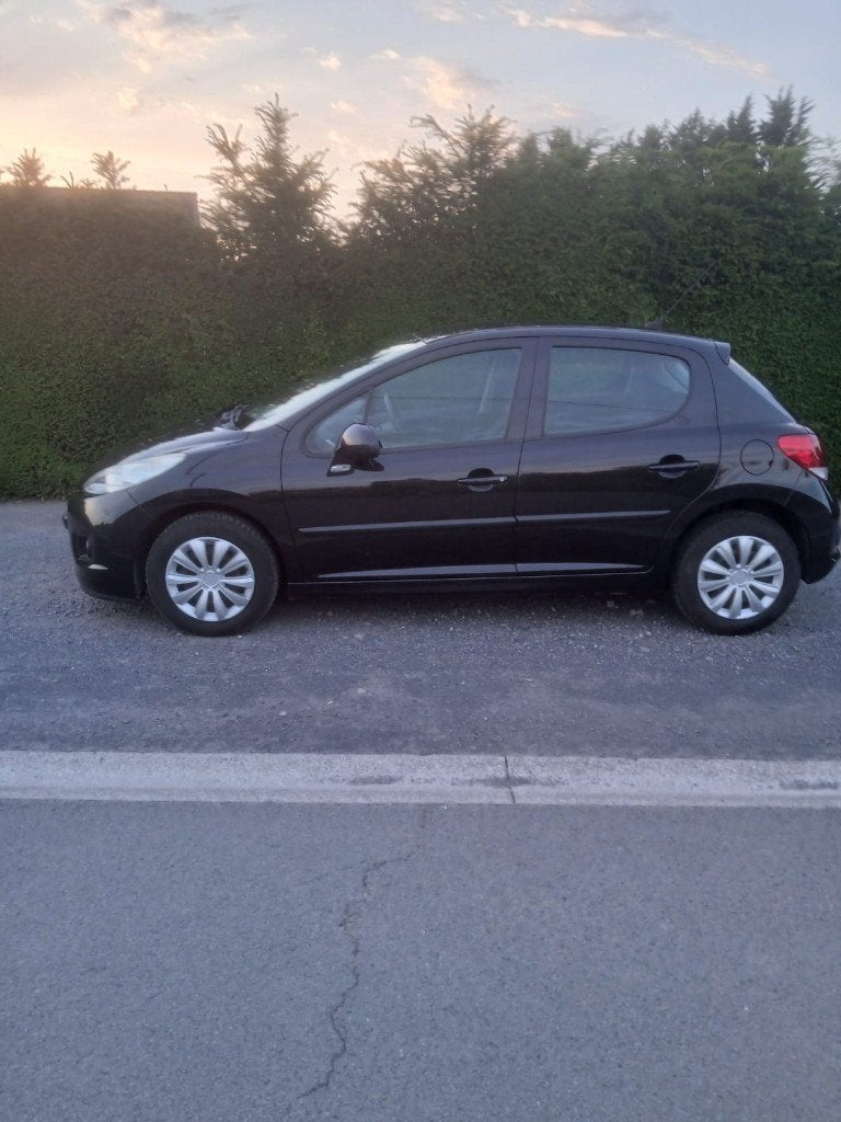 peugeot 207 benzine, Auto's, Voorwielaandrijving, Euro 5, Stof, Zwart