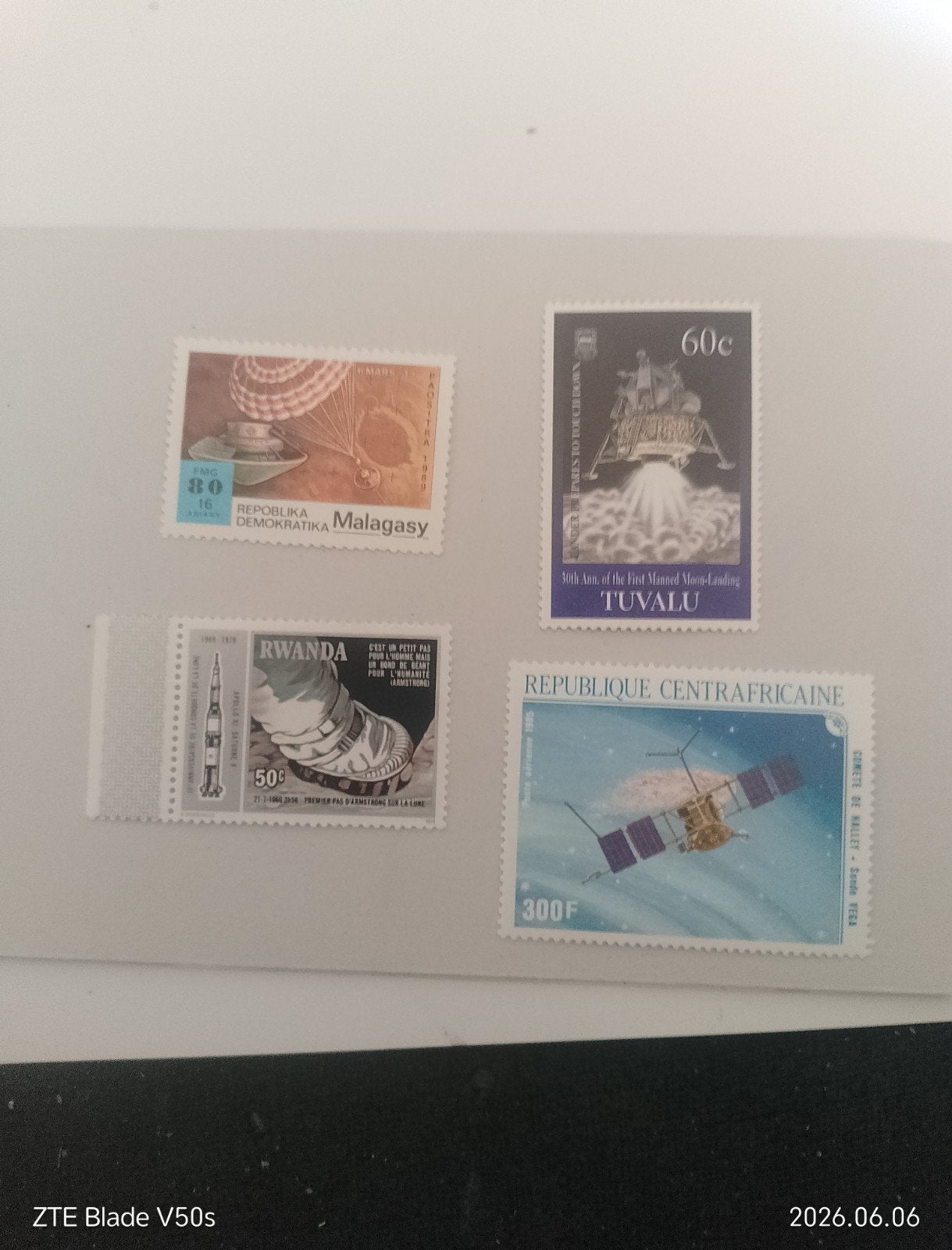 4 postzegels postfrisch ruimtevaart, Ophalen of Verzenden