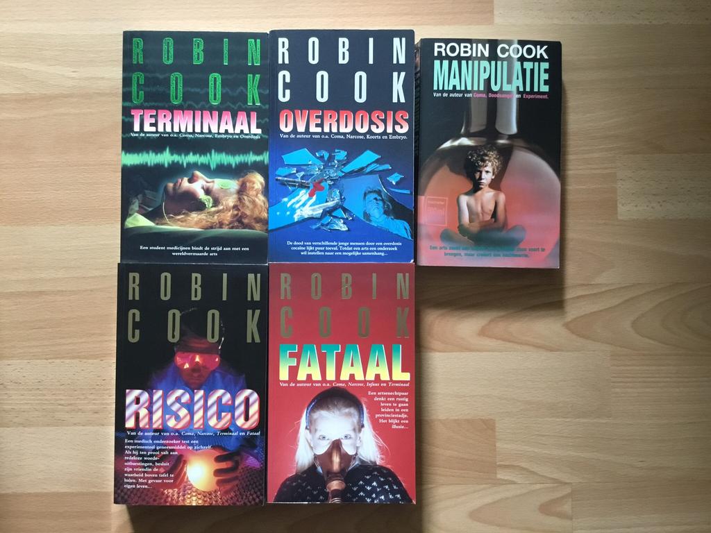 Thrillers Robin Cook boeken, Boeken, Ophalen of Verzenden