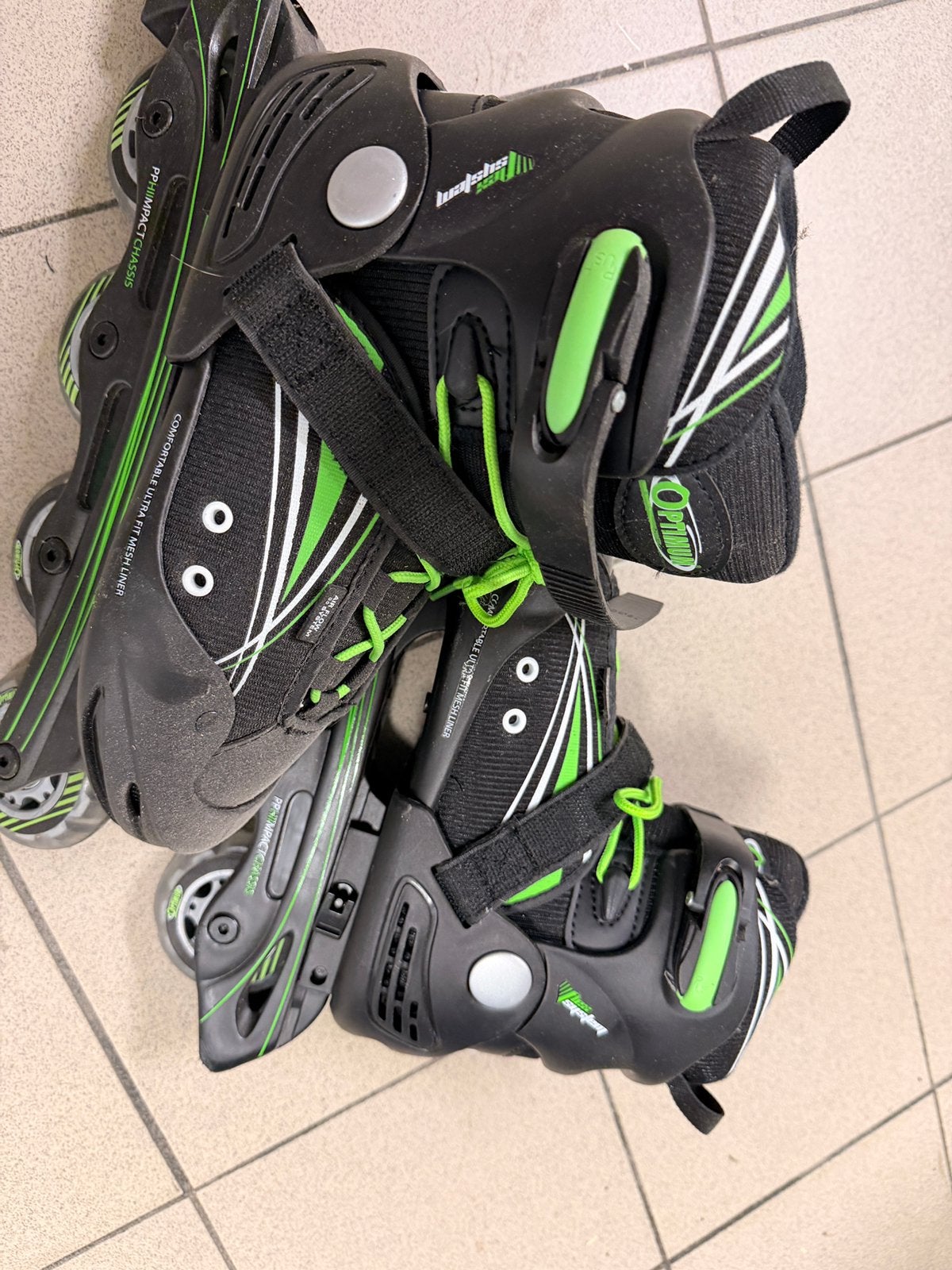 Skeelers/rolschaatsen + bescherming, Sport en Fitness, Skeelers, Ophalen of Verzenden, Nieuw, Bescherming