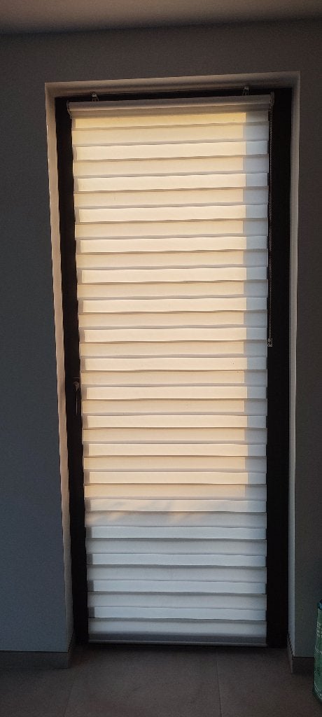 A VENDRE lot de 8 Stores, Store enrouleur, 220 cm, Enlèvement, Utilisé