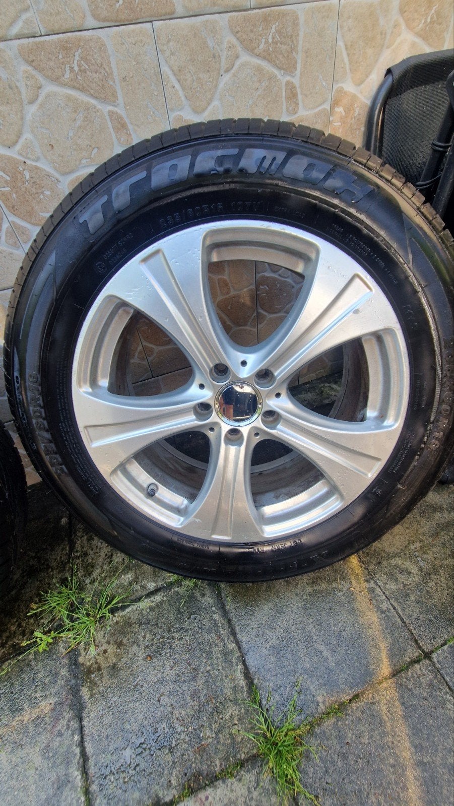235/60R18 107V banden, Auto-onderdelen, Banden en Velgen, Ophalen