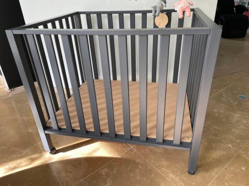 Babypark op wieltjes, Kinderen en Baby's, Babyparken, Gebruikt, Rechthoekig, In hoogte verstelbaar, Wieltjes, Ophalen