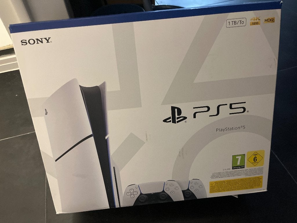 Ps5 2 controllers 1TB, Ophalen of Verzenden, Zo goed als nieuw, Playstation 5