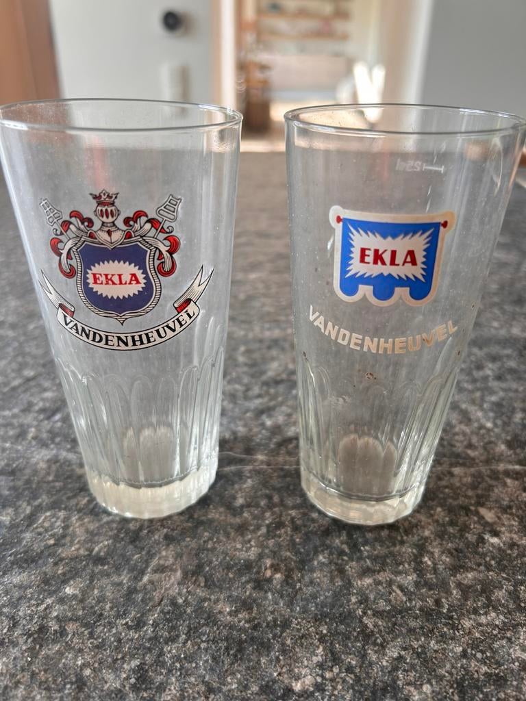 Glazen Ekla, Enlèvement, Comme neuf