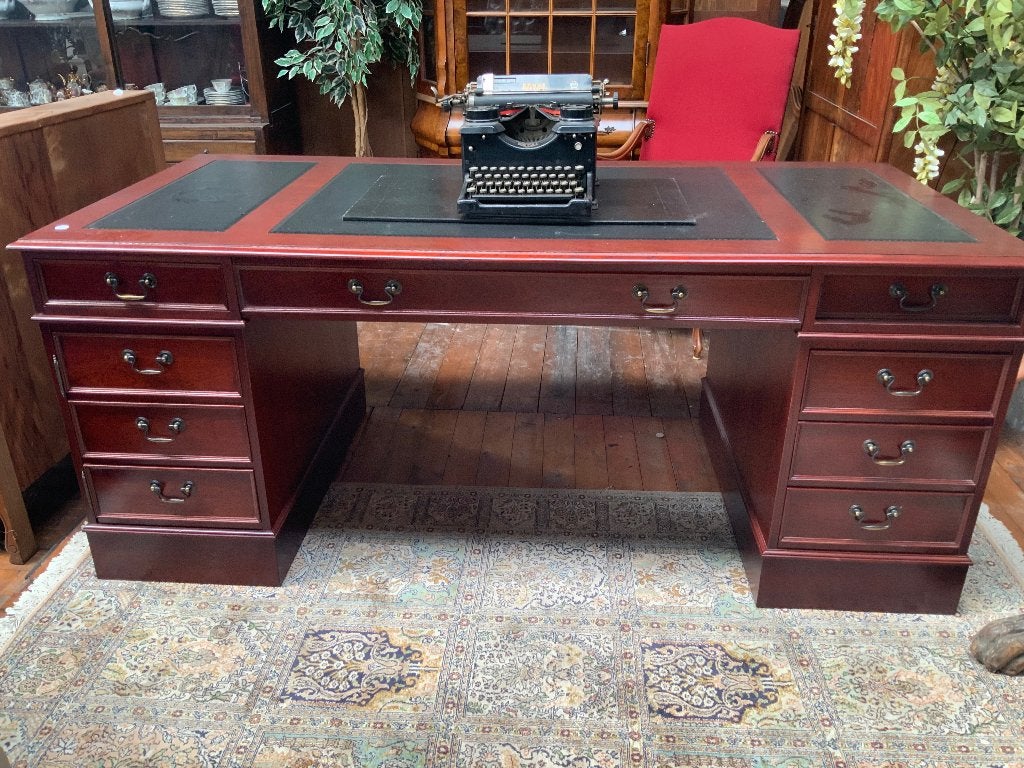 Chesterfield bureau, Antiek en Kunst, Antiek | Meubels | Kasten, Ophalen