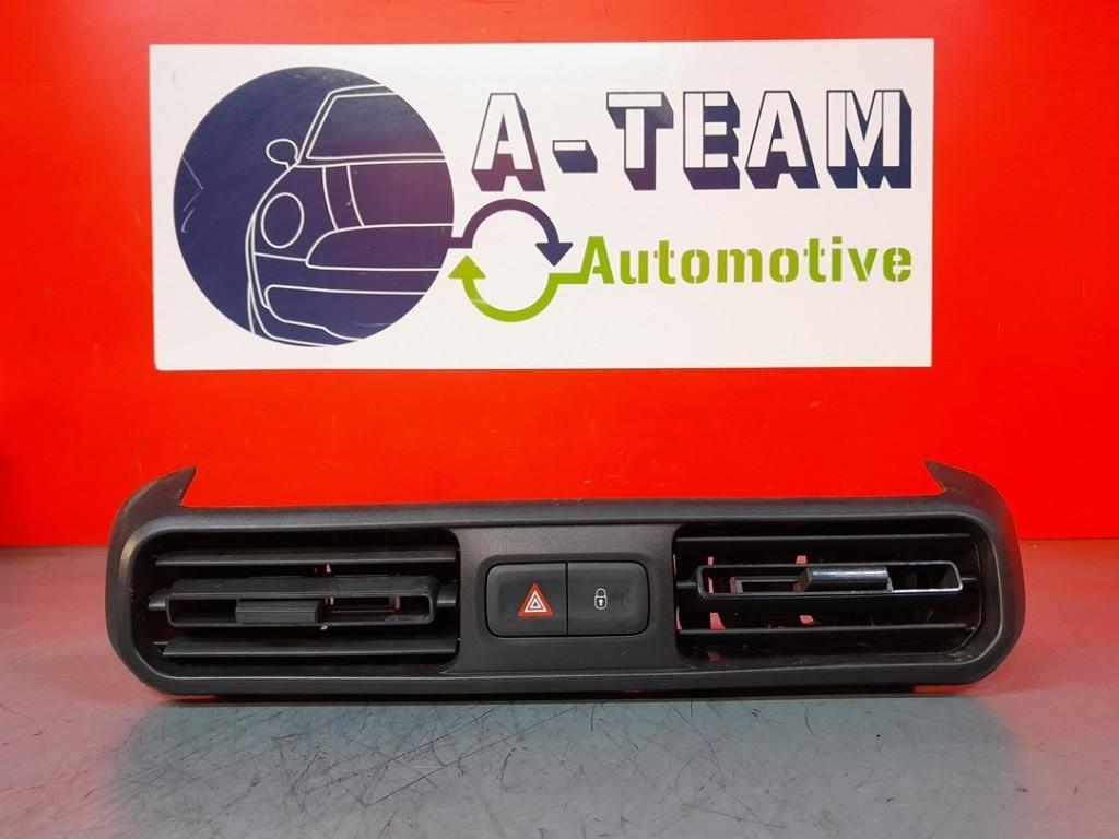 ALARMLICHTEN SCHAKELAAR Opel Combo Cargo (01-2018/04-2021), Gebruikt, Opel