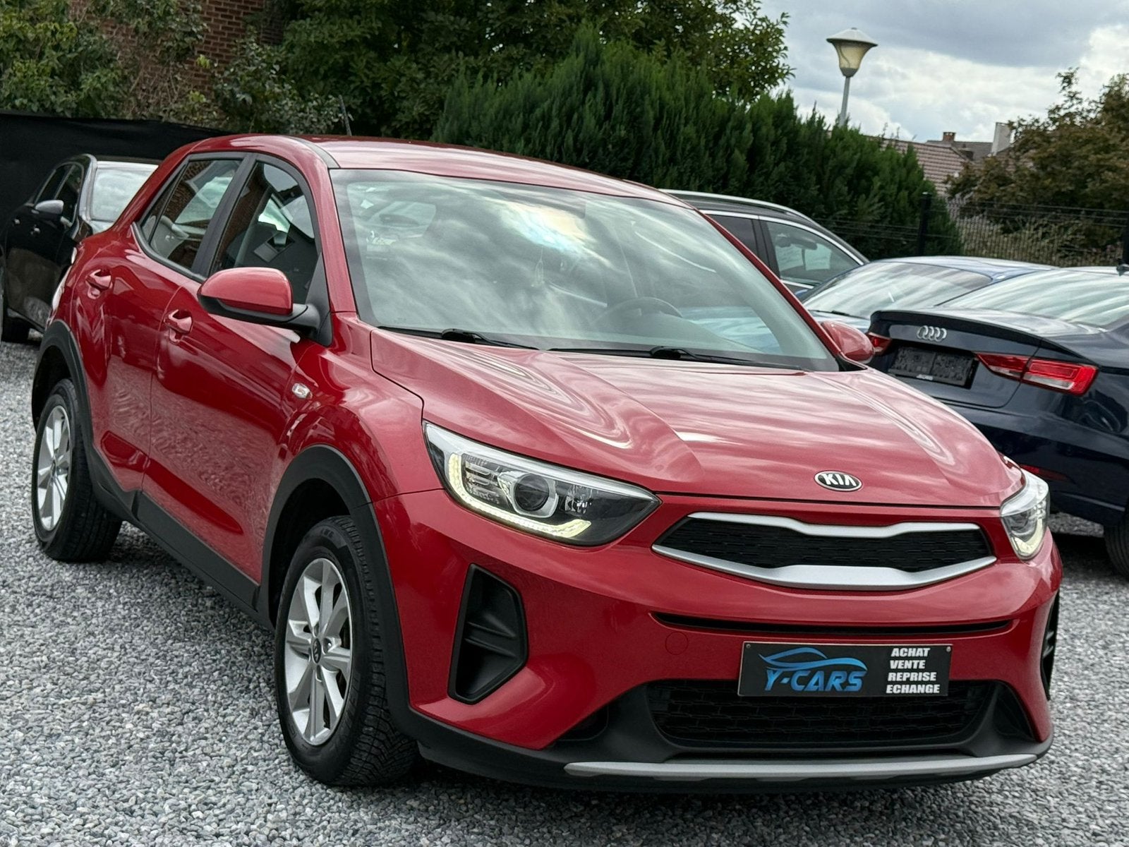 KIA STONIC 1.6CRDI //NAVI,CLIM…, Autos, Kia, Rouge, Achat, Apple Carplay, Entreprise