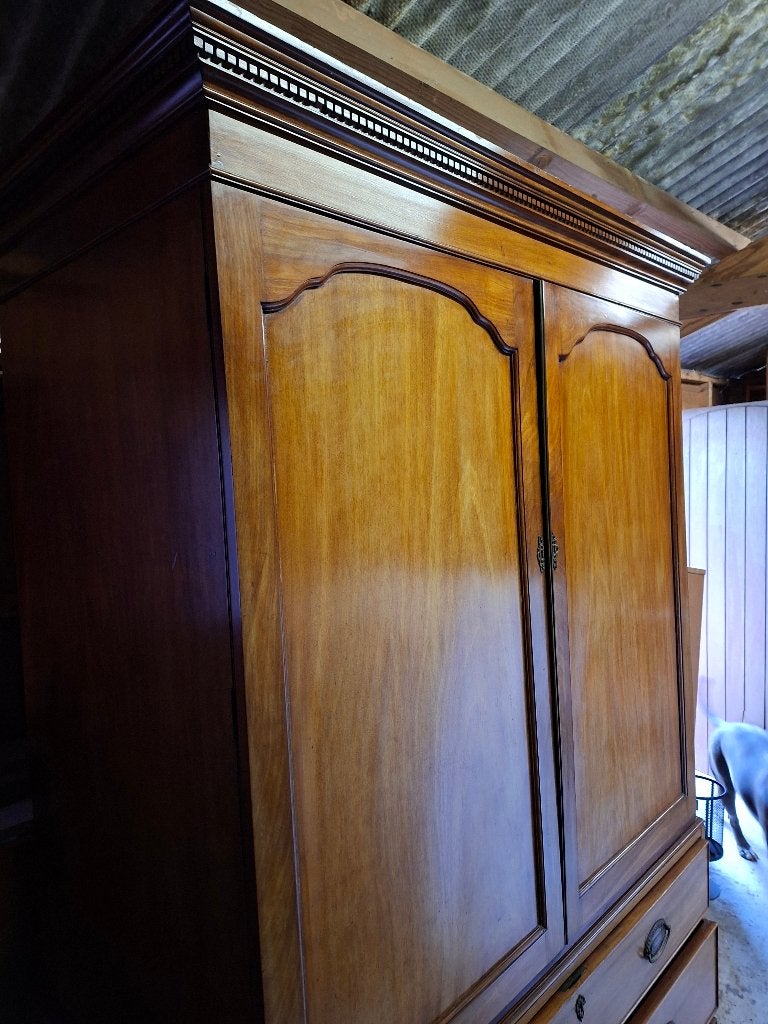 Robuuste Kast, Ophalen, Gebruikt, 100 tot 150 cm, Met lade(s)