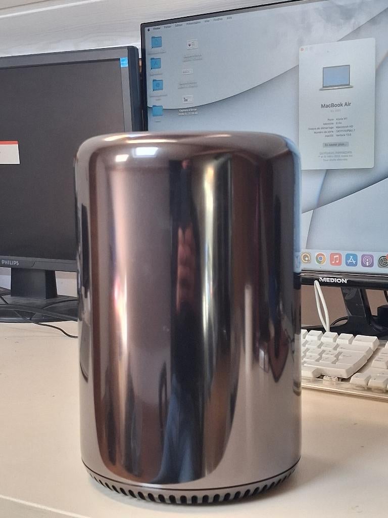 Apple Mac Pro Intel Xéon 3 Ghz 8 coeurs, Informatique & Logiciels, Apple Desktops, Reconditionné, Mac Pro, SSD, 2 à 3 Ghz, 32 GB