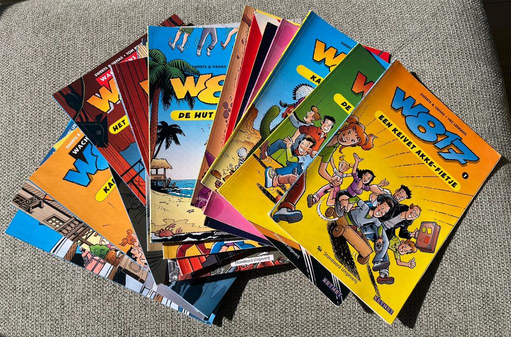 W817 strips, Boeken, Stripverhalen, Zo goed als nieuw, Meerdere stripboeken, Ophalen of Verzenden