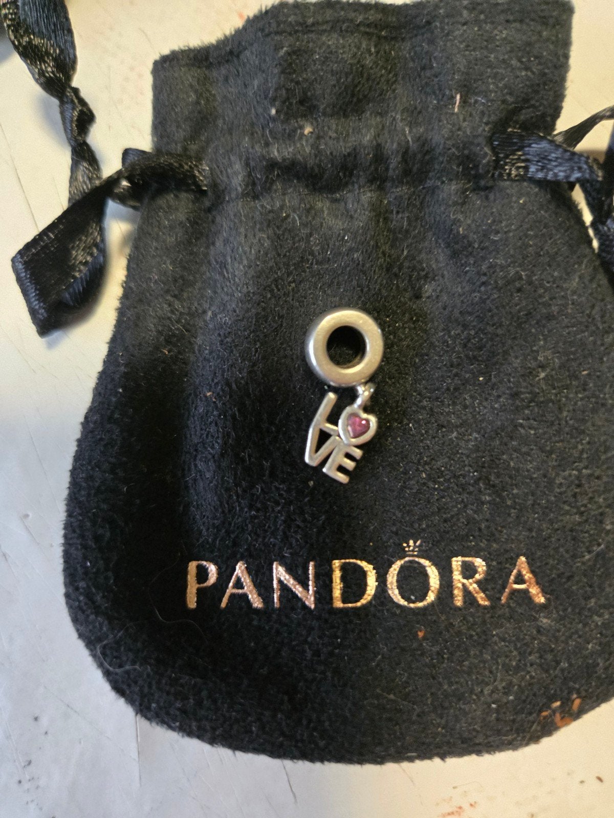 Charme pandora love, Enlèvement ou Envoi