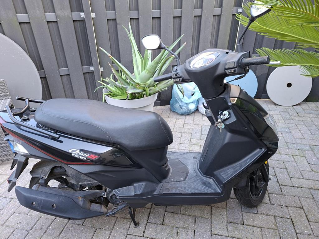 Scooter, Vélos & Vélomoteurs, Comme neuf, Classe B (45 km/h), Essence, Orbit