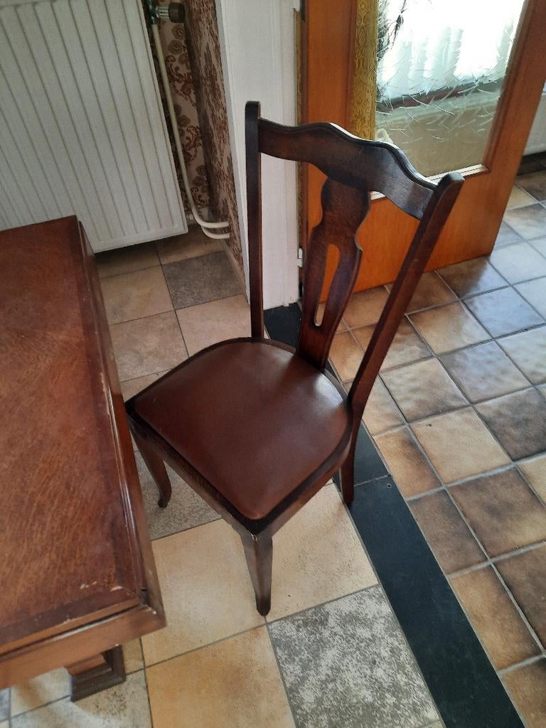 tafel met 4 stoelen, Ophalen, Gebruikt, Eikenhout, Vier personen