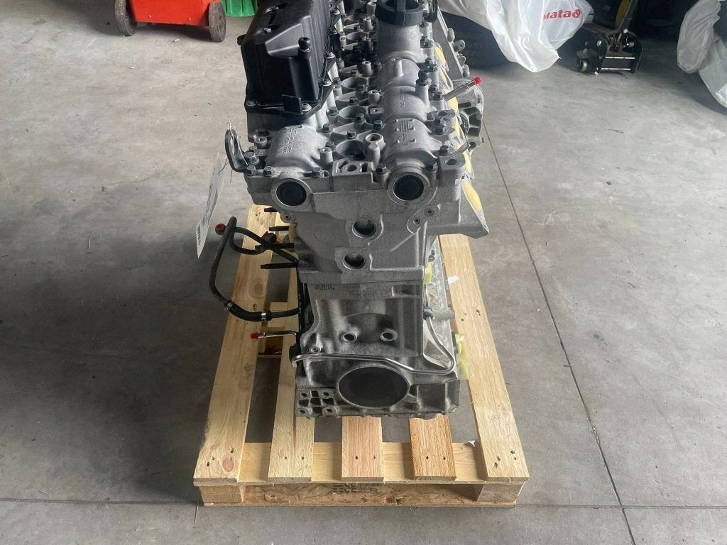 Moteur B6304T4 Nu VOLVO V60, Envoi, Utilisé, Daihatsu
