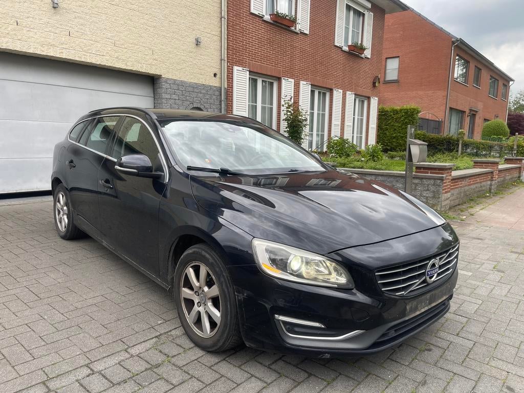 Volvo V60/2.0Diesel/2014/215.000Km/Euro5/Airco/Navi, Autos, Euro 5, Achat, Boîte manuelle, 5 portes