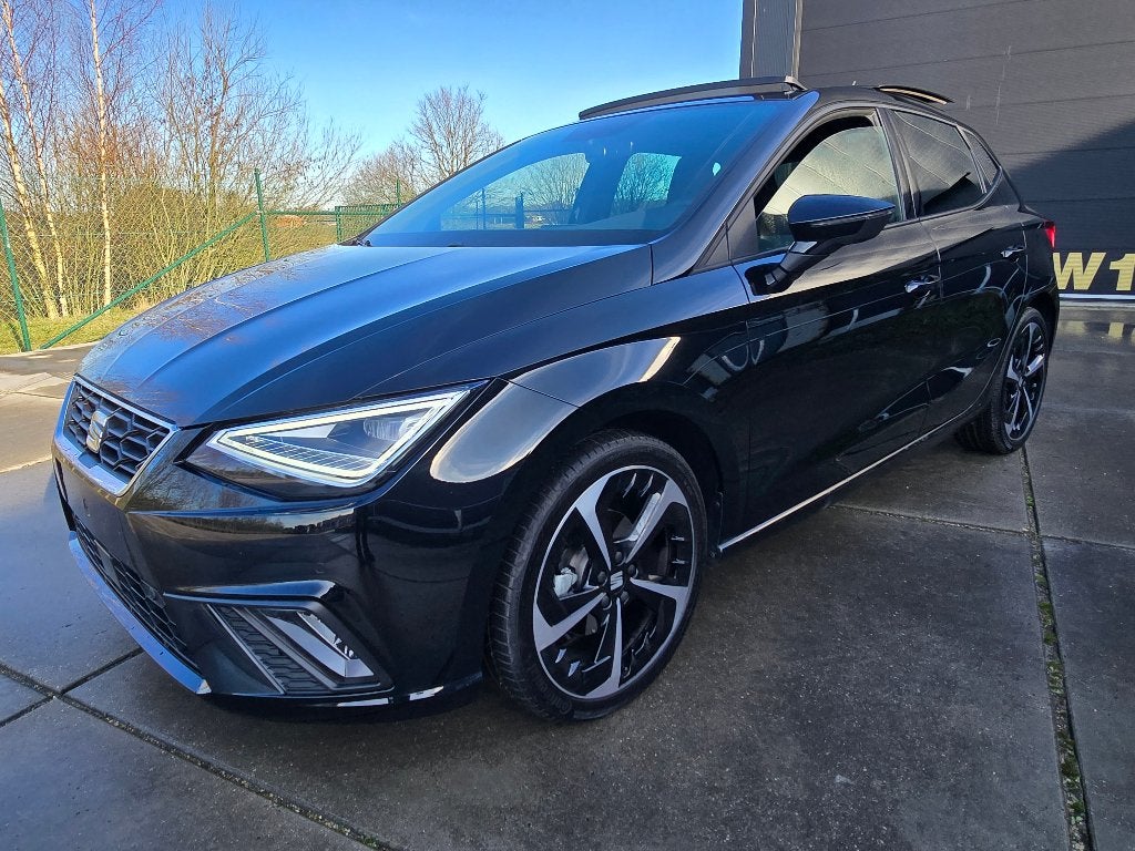 Seat Ibiza 1.0 TSI FR Pro black DSG Automaat Pano + Garantie, Auto's, Automaat, Bedrijf, 5 deurs, Automatische klimaatregeling