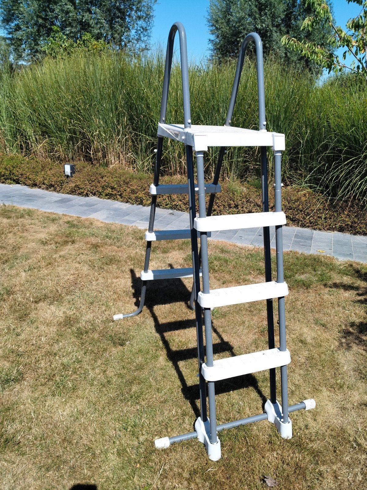 zwembadladder, Jardin & Terrasse, Accessoires de piscine, Enlèvement, Utilisé, Échelle