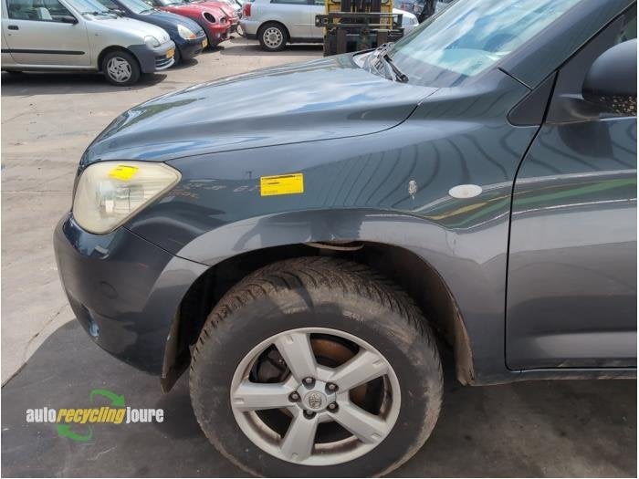 Scherm links-voor van een Toyota Rav-4 (1E0), Gebruikt, -, -, Toyota