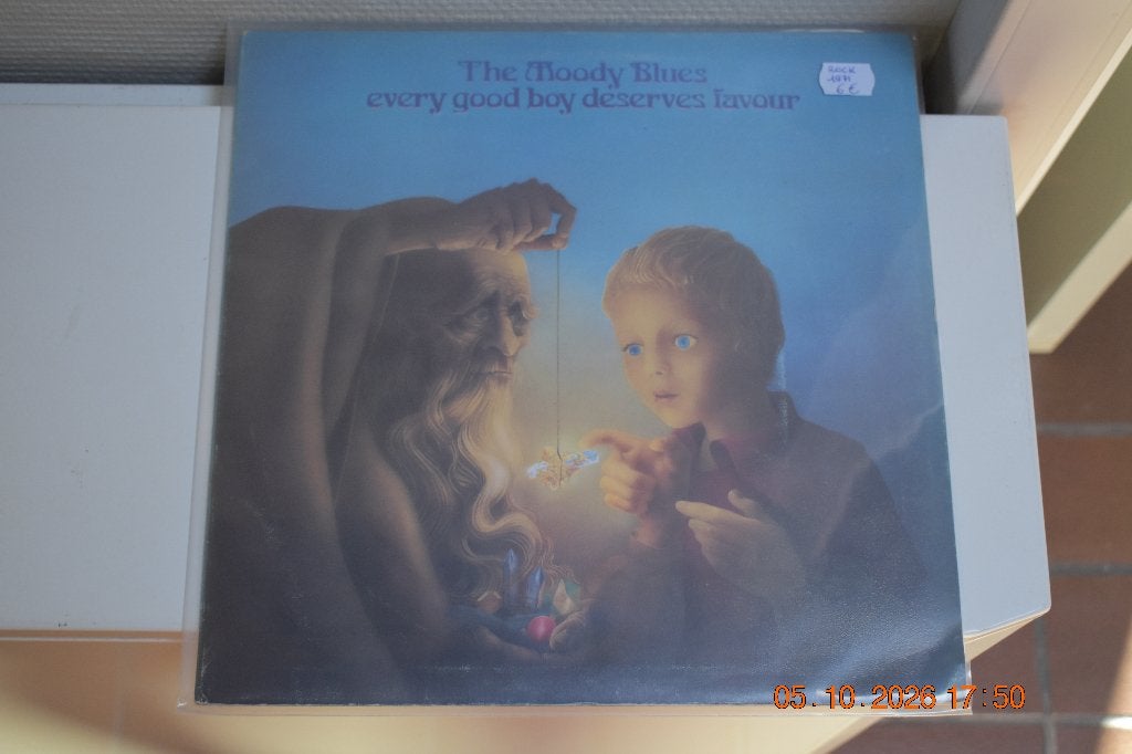 LP : The Moody Blues - Every Good boy deserves favour, Beschermende buitenhoes, Ophalen of Verzenden, Gebruikt, LP