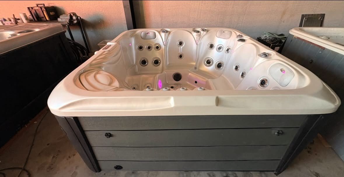 Jacuzzi 5 personnes – Livraison gratuite partout en Belgique, Enlèvement, Éclairage