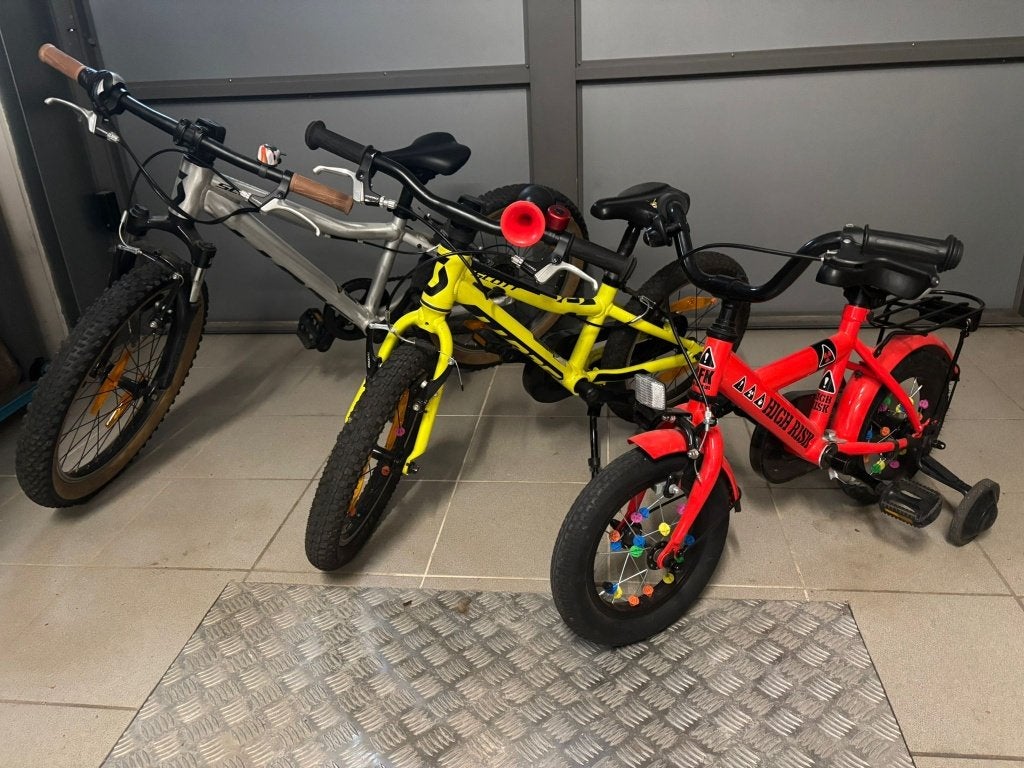 Kinderfiets scott, Fietsen en Brommers, Fietsen | Jongens, Zo goed als nieuw, 20 inch, Versnellingen, Velgrem, Ophalen