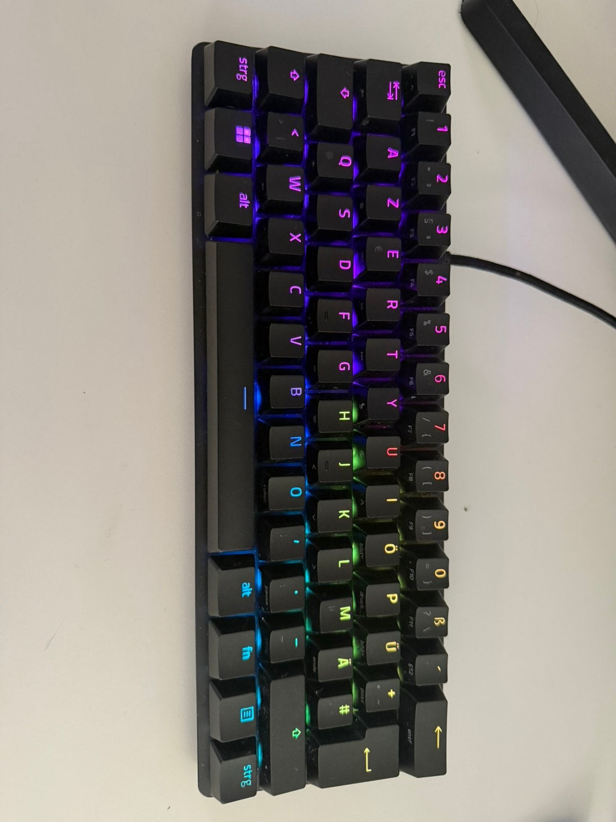 Razer Huntsman Mini RGB - tres bon état, Gebruikt, Gaming toetsenbord, Azerty, Ophalen of Verzenden