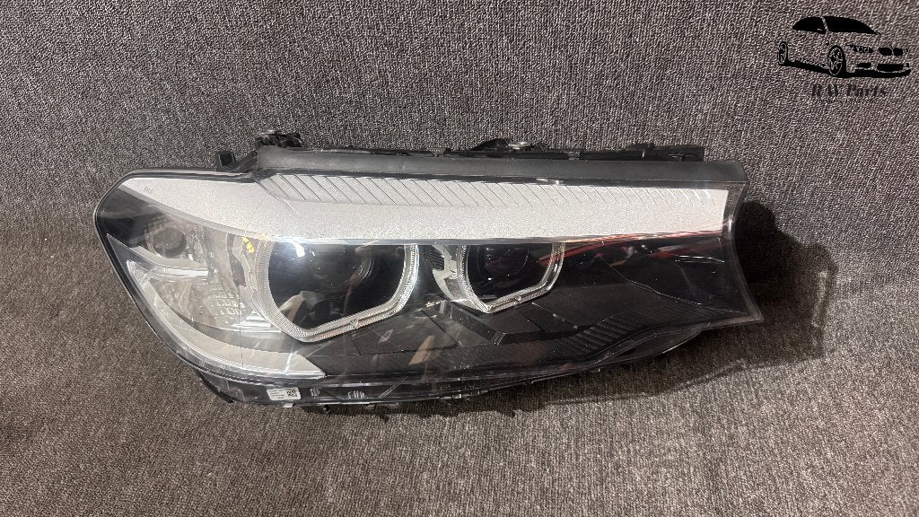 Phare avant droit à LED intégral pour BMW 5 G30 G31 7214952, Autos : Pièces & Accessoires, Enlèvement ou Envoi, Utilisé, BMW