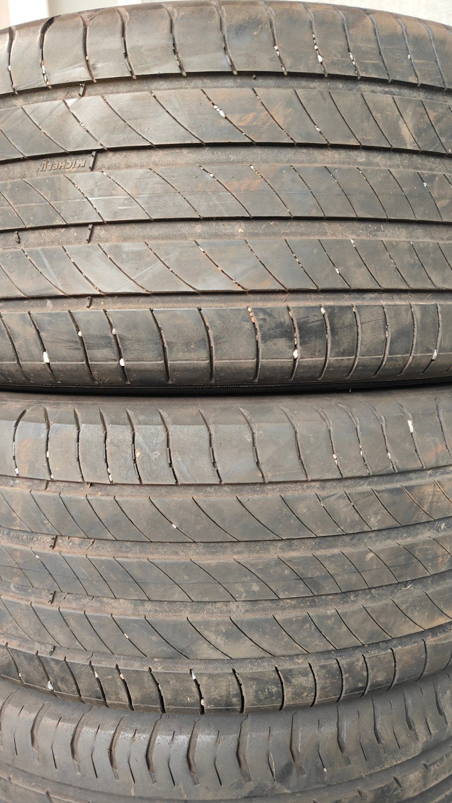 215/55r18 40€ per stuk met montage en balanceren