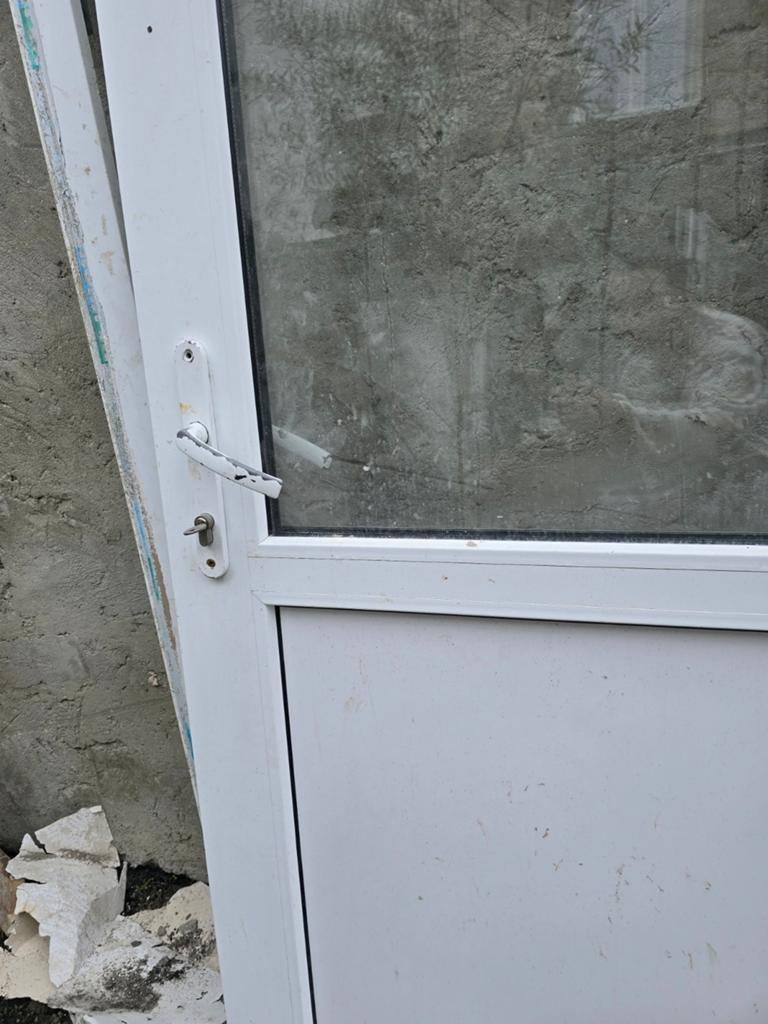Porte de jardin pvc, Enlèvement