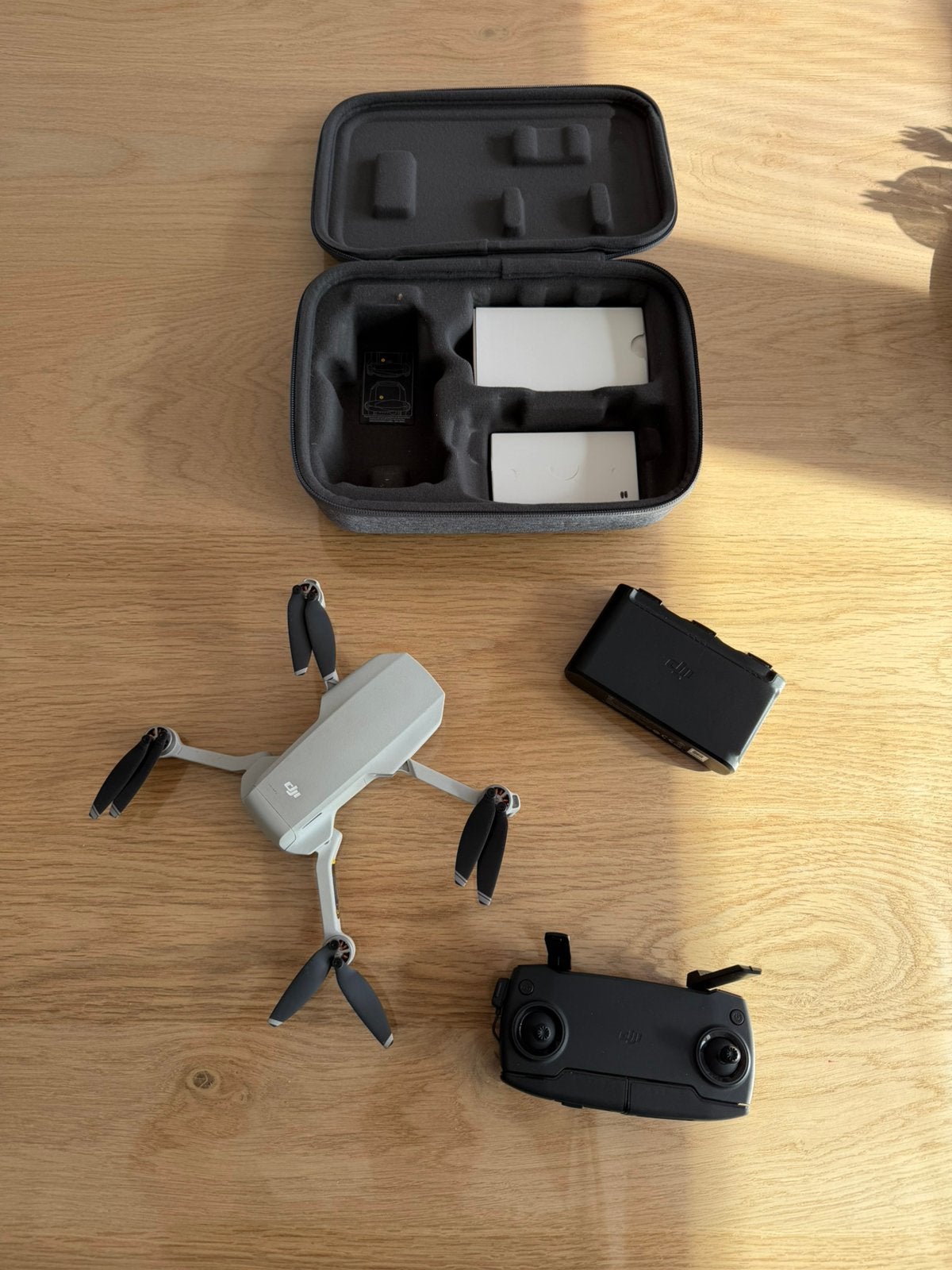 DJI Mavic fly more combo, Audio, Tv en Foto, Ophalen of Verzenden, Zo goed als nieuw, DJI