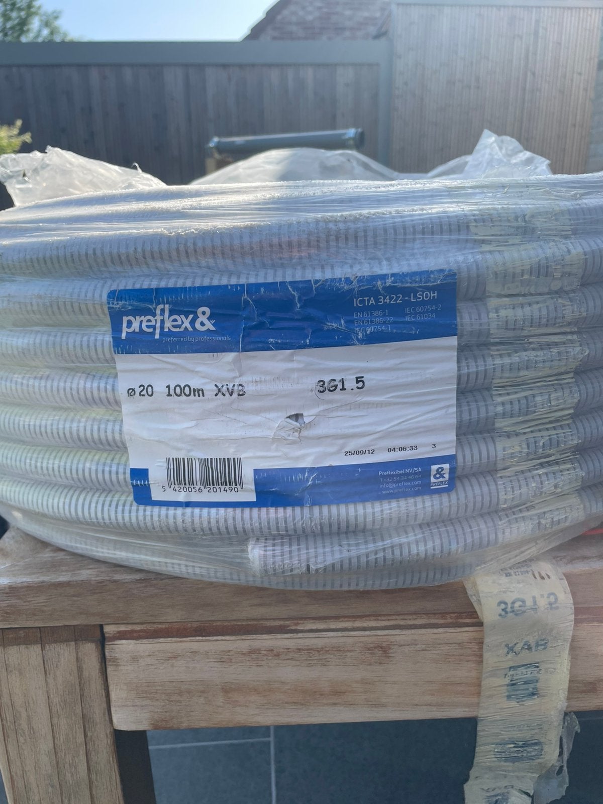 Geribde buis preflex met xvb-f2 3g1,5, Bricolage & Construction, Électricité & Câbles, Enlèvement, Utilisé, Câble ou Fil électrique