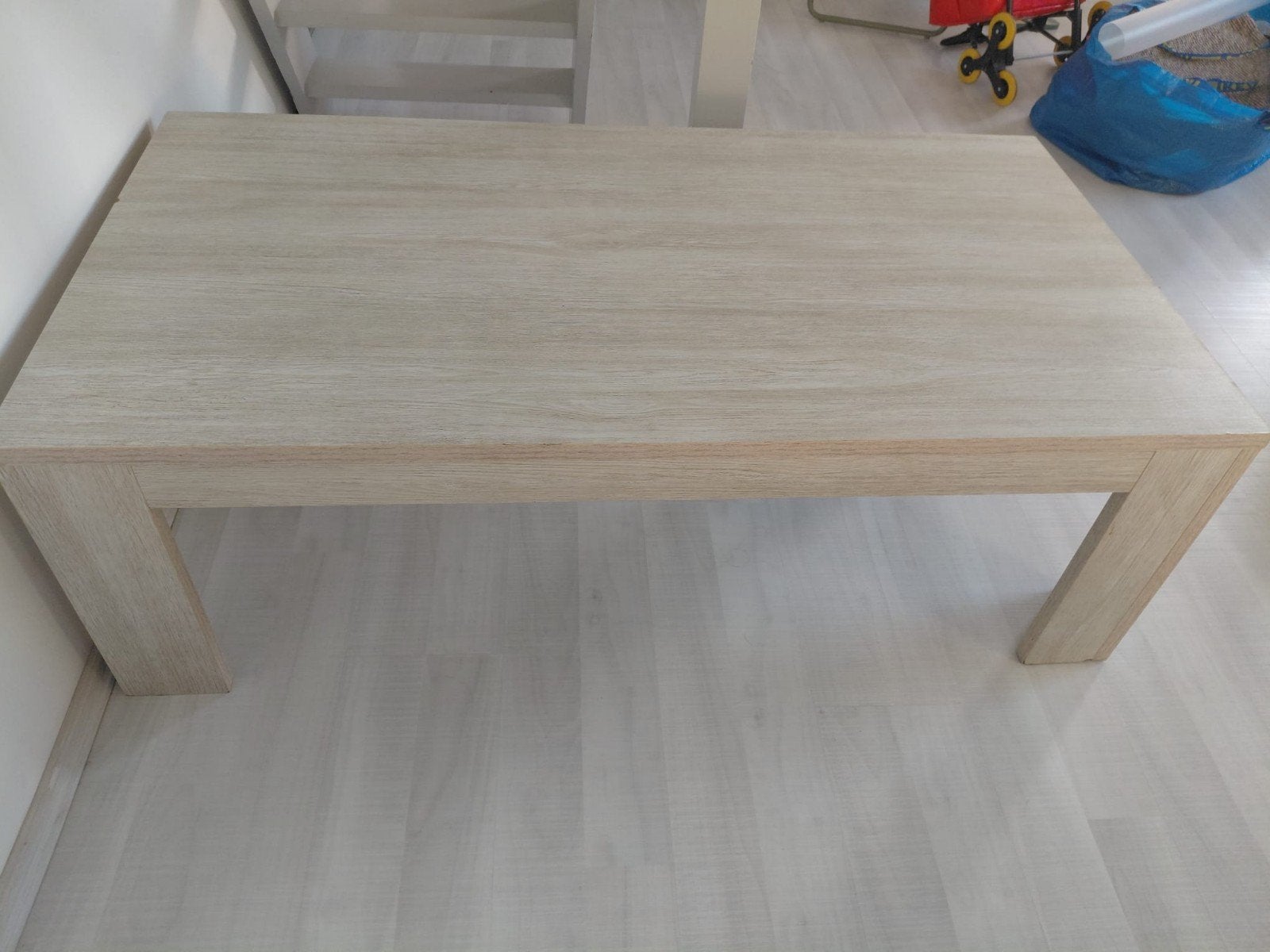Table basse de salon, Enlèvement