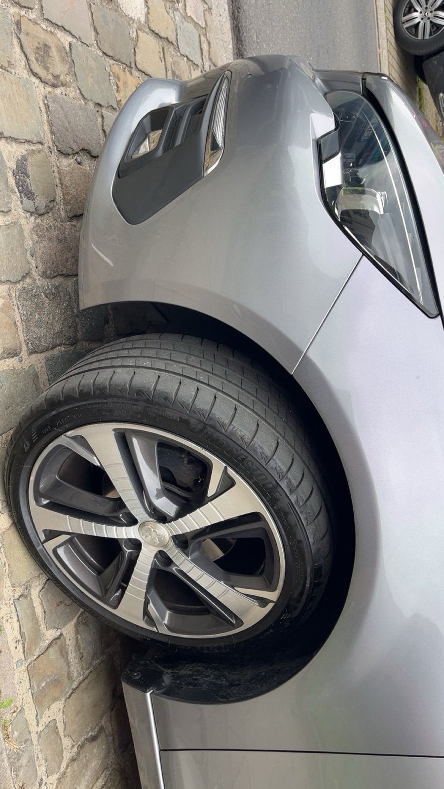 Originele GT LINE velgen 18’ **BRIDGESTONE**225 40 18**, Ophalen, 18 inch, Banden en Velgen, Zomerbanden