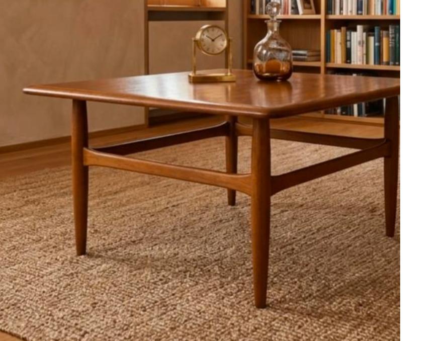 Deense design salon tafel CFC Silkeborg periode  1960, Maison & Meubles, Tables | Tables de salon, Comme neuf, Rectangulaire, Teck