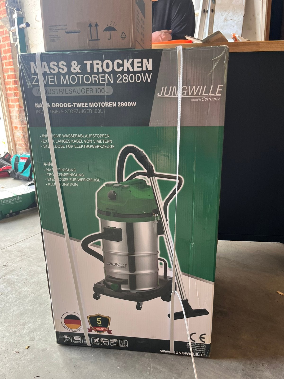 Aspirateur sec et humide, Enlèvement, Neuf, Réservoir, Aspirateur d'eau