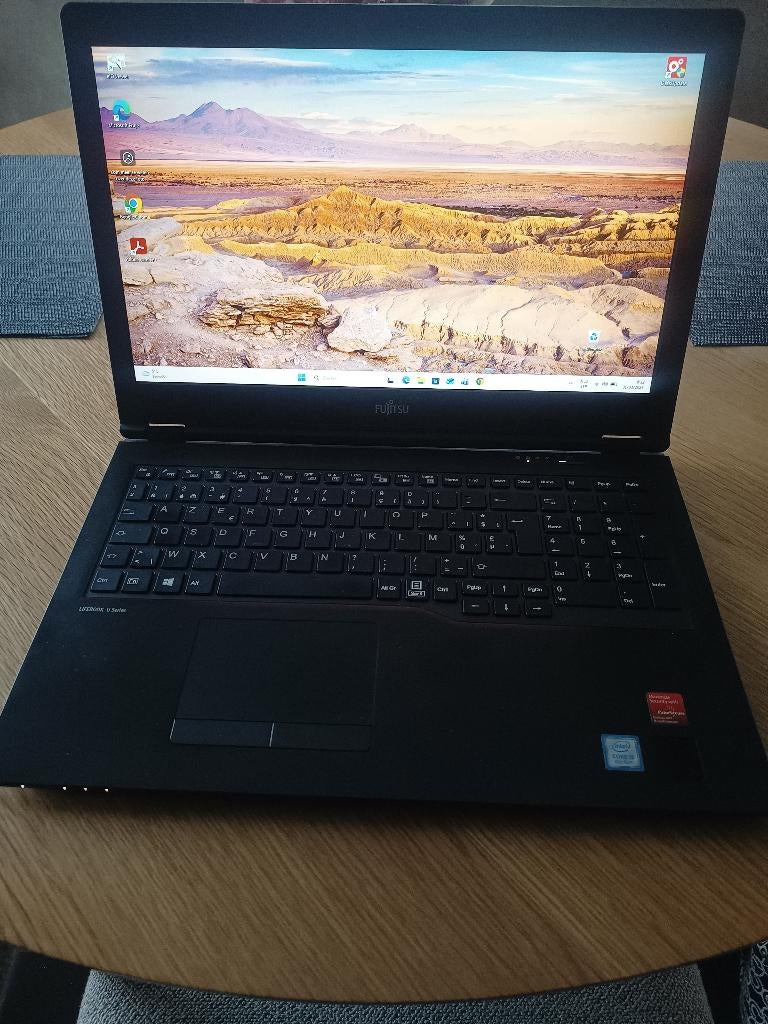 Lifebook 15,6" FHD - i5/16GB/500GB SSD - Win11Pro - Tas/Muis, Computers en Software, Ophalen of Verzenden, Azerty, SSD