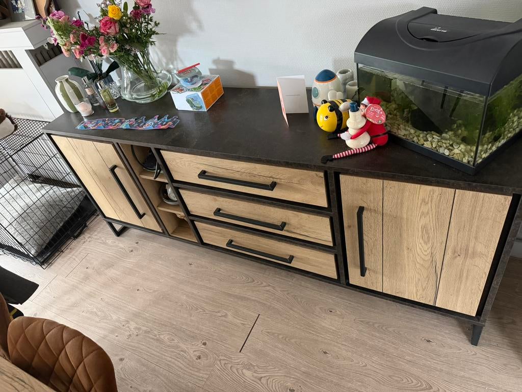 Dressoir Weba, Ophalen