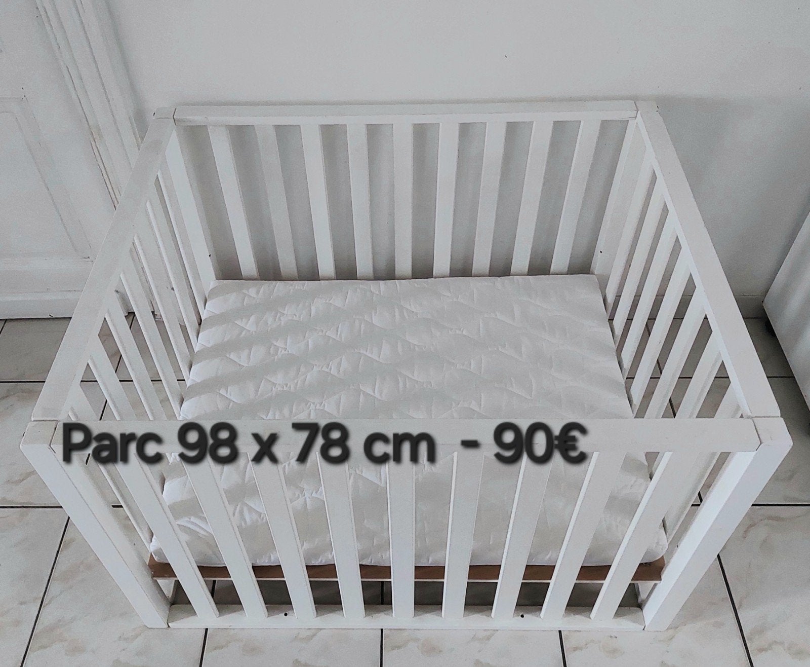 Parc blanc bébé, Enfants & Bébés, Parcs, Enlèvement, Réglable en hauteur