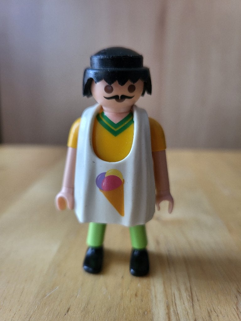 Jouet Playmobil glacier, Enlèvement, Figurines