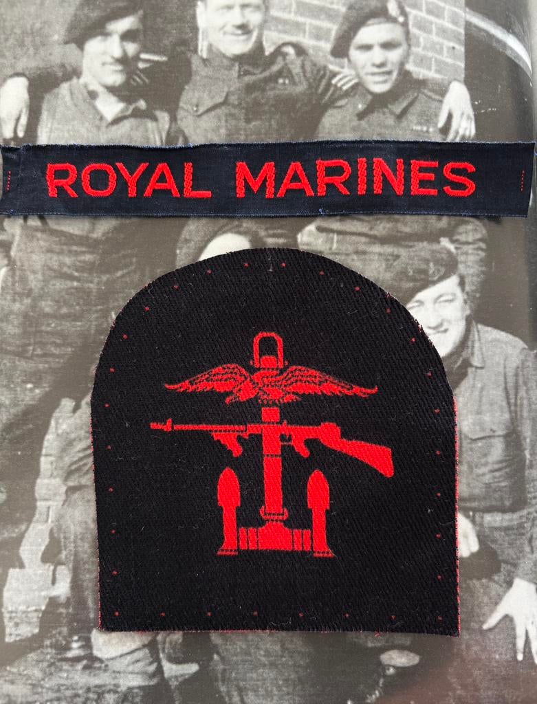 Lot Insigne des opérations combinées WW2 original, Collections, Enlèvement ou Envoi, Marine, Emblème ou Badge