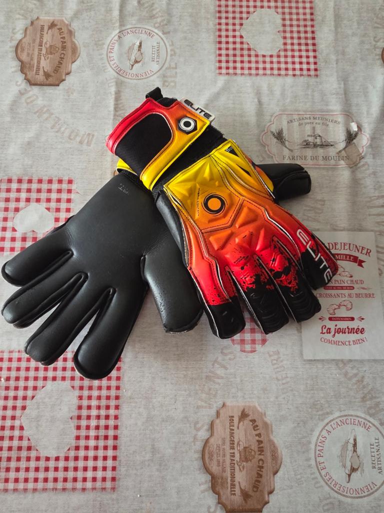 Keepers handschoenen, Sport en Fitness, Voetbal, Ophalen, Handschoenen