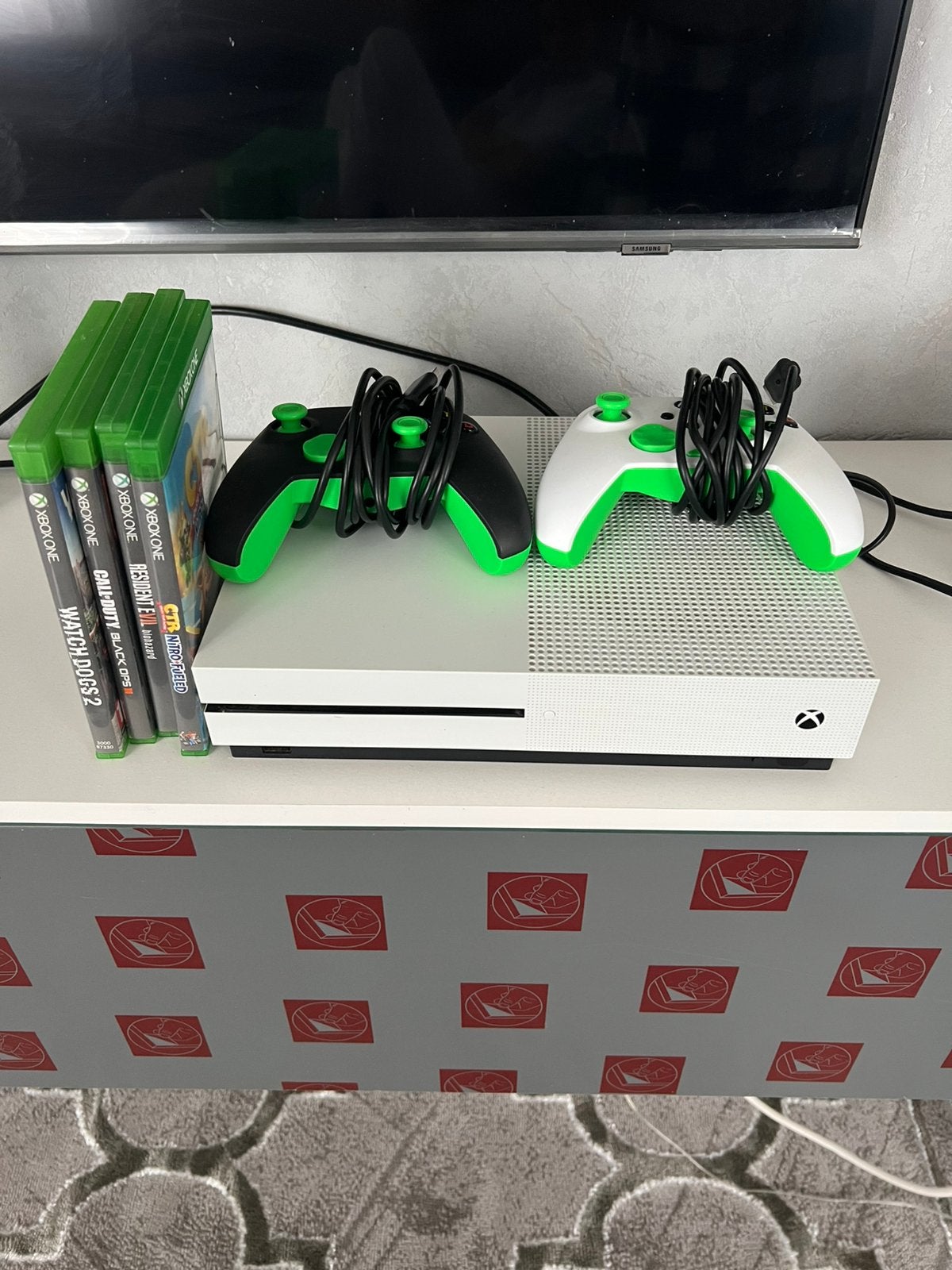 Xbox one S, Games en Spelcomputers, Ophalen, Zo goed als nieuw
