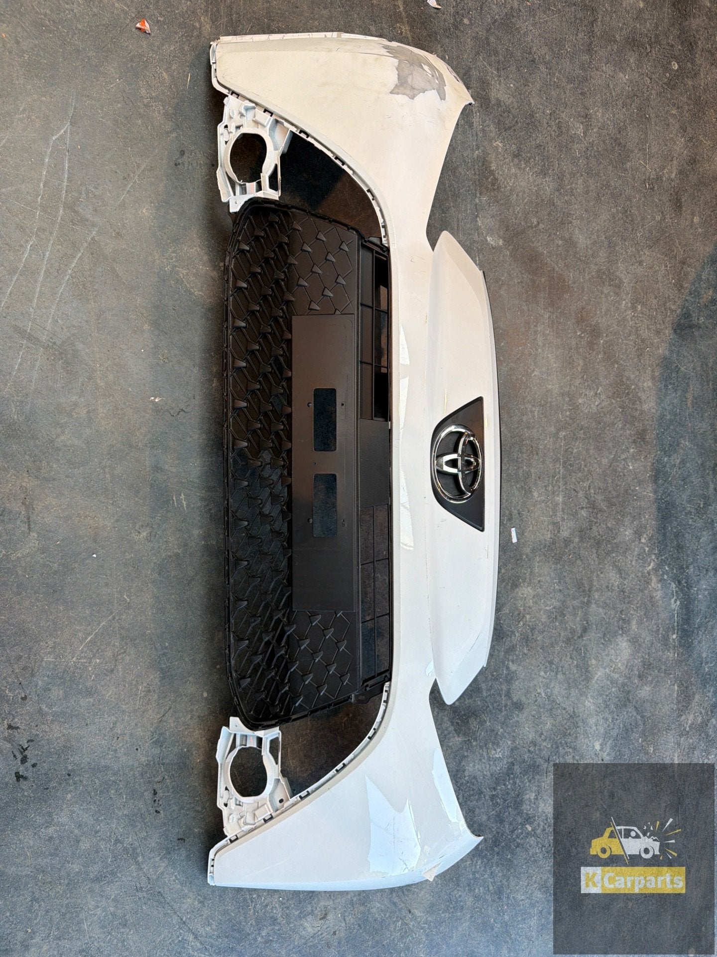 Toyota Aygo X voorbumper 52119-OH190 origineel bunper, Info@toyota.co.jp, Gebruikt, Voor, Toyota Motor Corporation