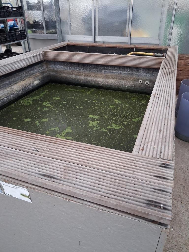 Vijverbak polyester groot met ingebouwde filter, Tuin en Terras, Ophalen