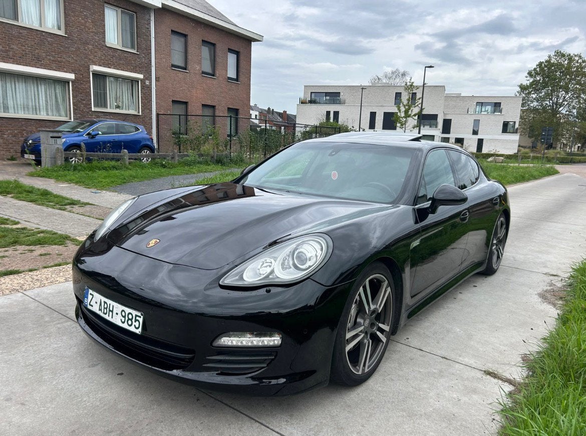 Porsche Panamera / 2012 / 4.8 / 240.000kms, Auto's, Automaat, Achterwielaandrijving, Zwart, Leder